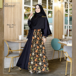 Hilya Prada Belimbing Black