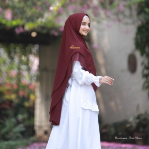 Khimar Yuka Dark Maroon