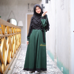 Lyra Dress Pine Green