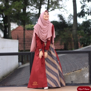Hilya F Batik Marun