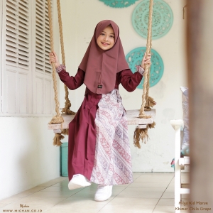 KID Hilya Raya Marun