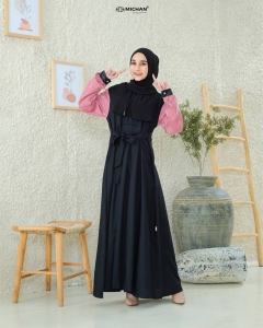Dhira Dress Black