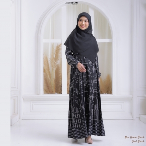 Mom NEW Hawa Black